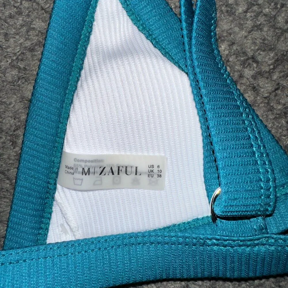 NWOT Zaful Bikini Top Medium (6)